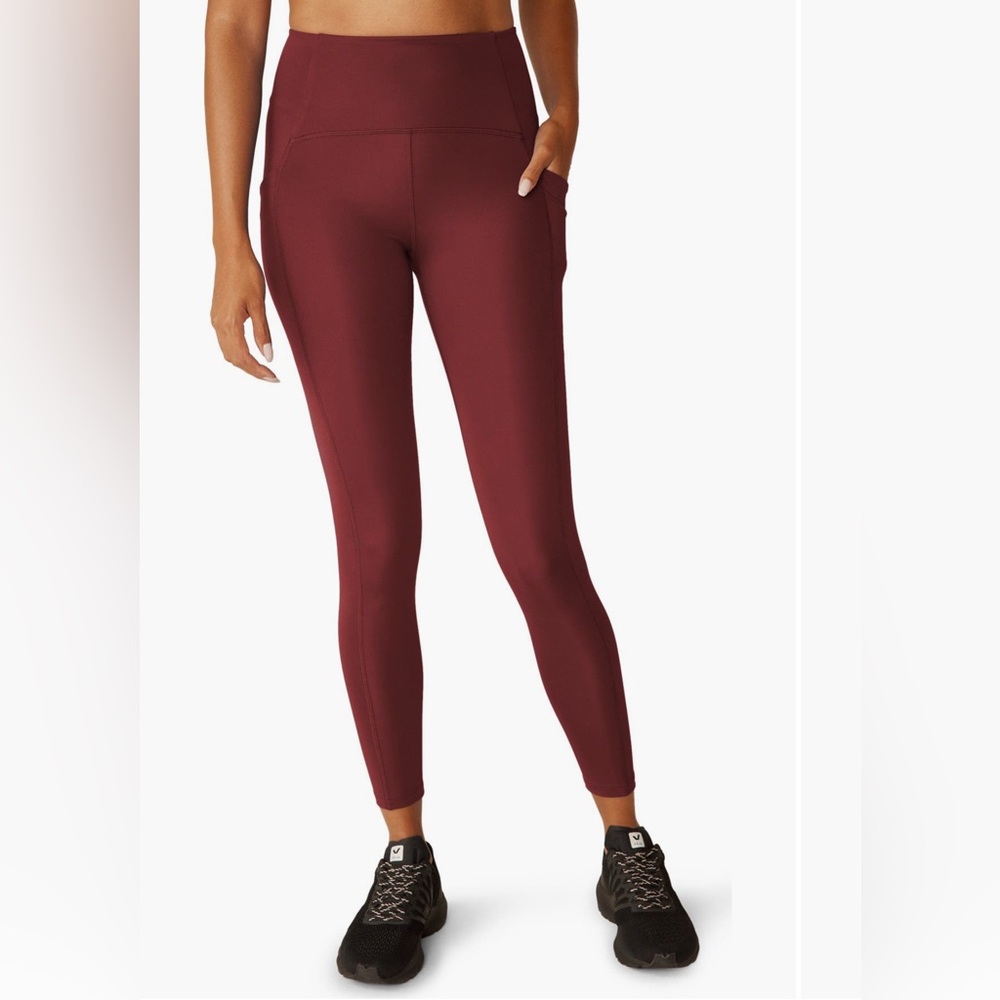 NWT Beyond Yoga Leggings